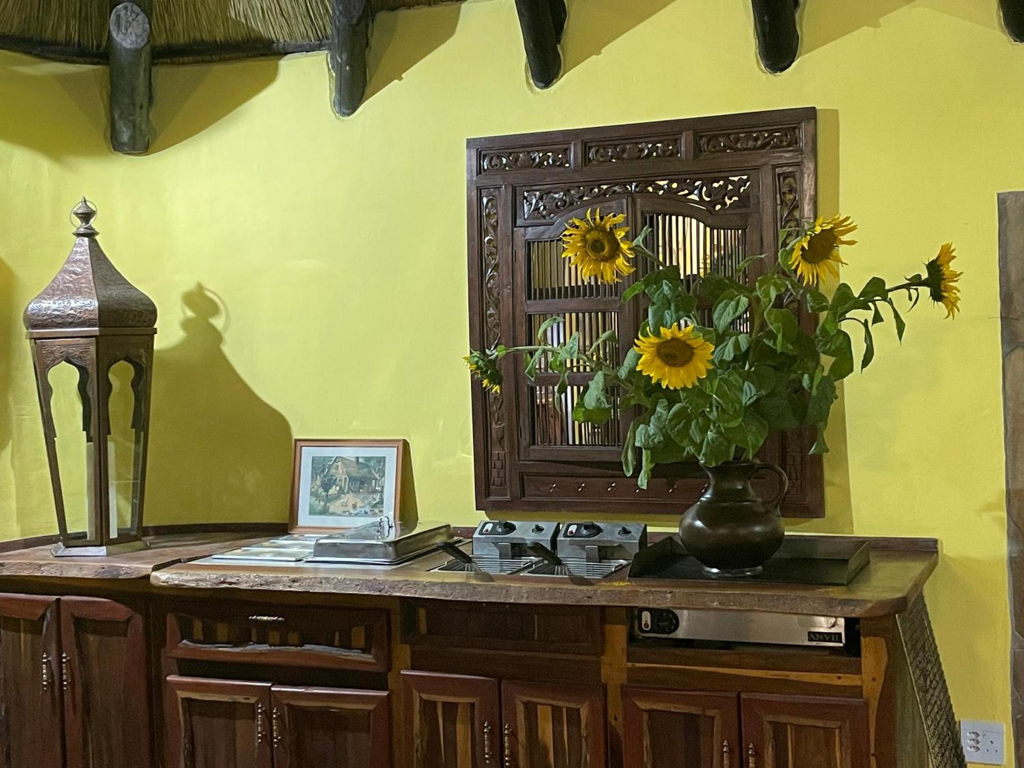 The Farm Shop Bed & Breakfast Grootfontein Exterior photo
