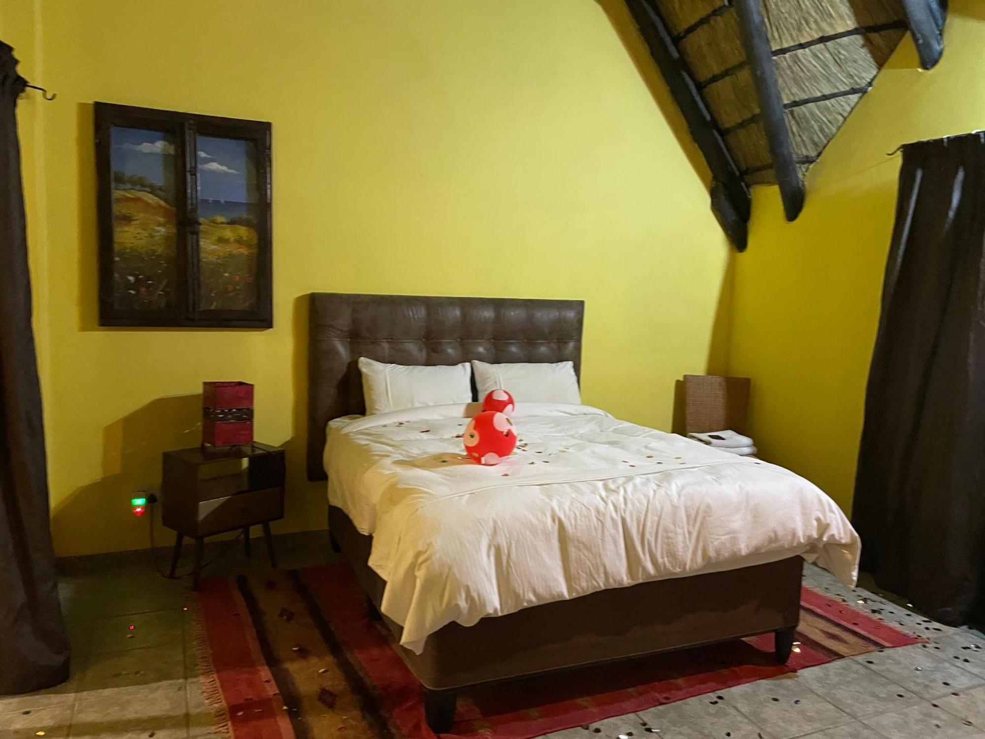 The Farm Shop Bed & Breakfast Grootfontein Exterior photo